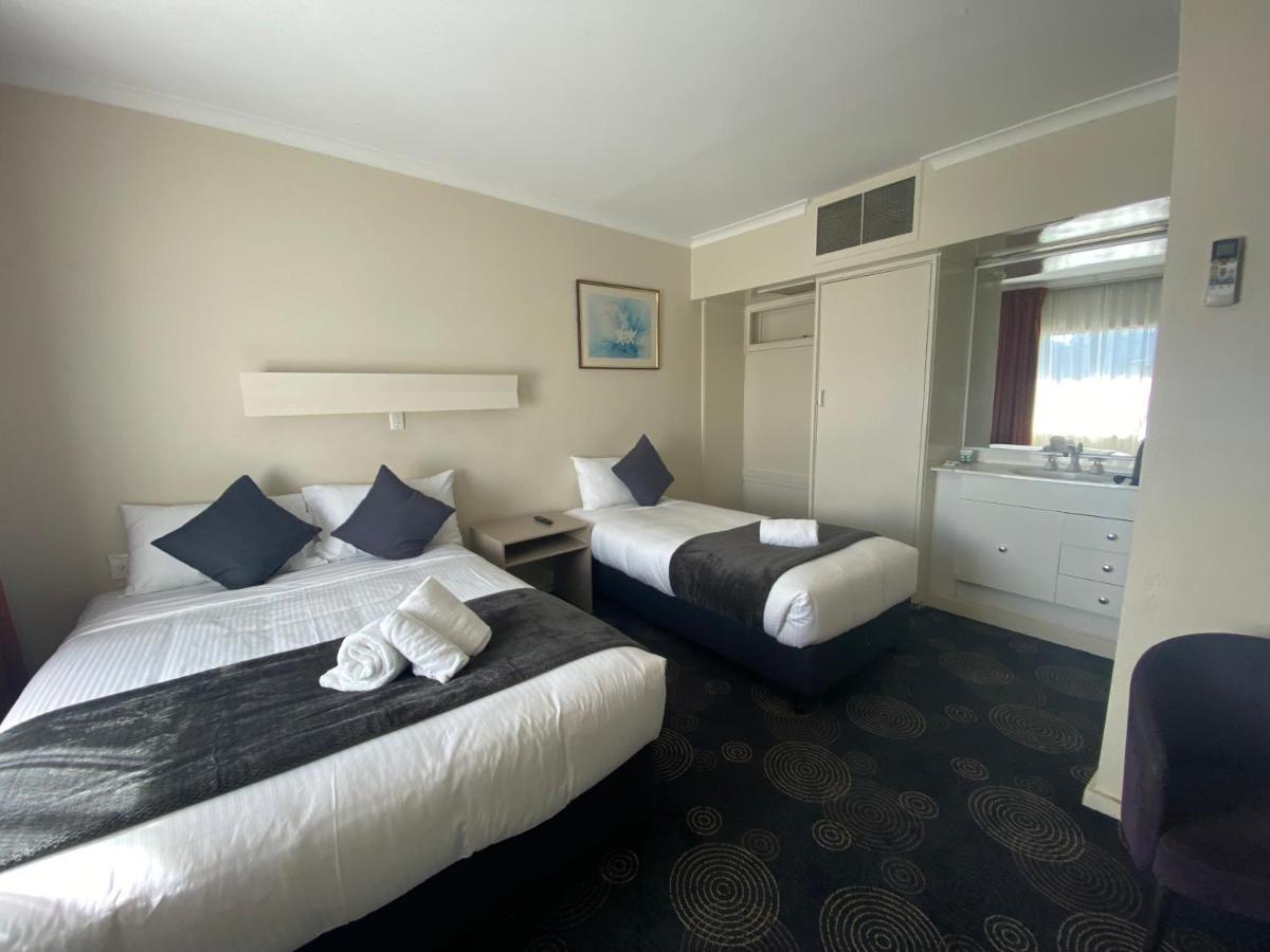 The Astor Hotel Motel Goulburn Zewnętrze zdjęcie