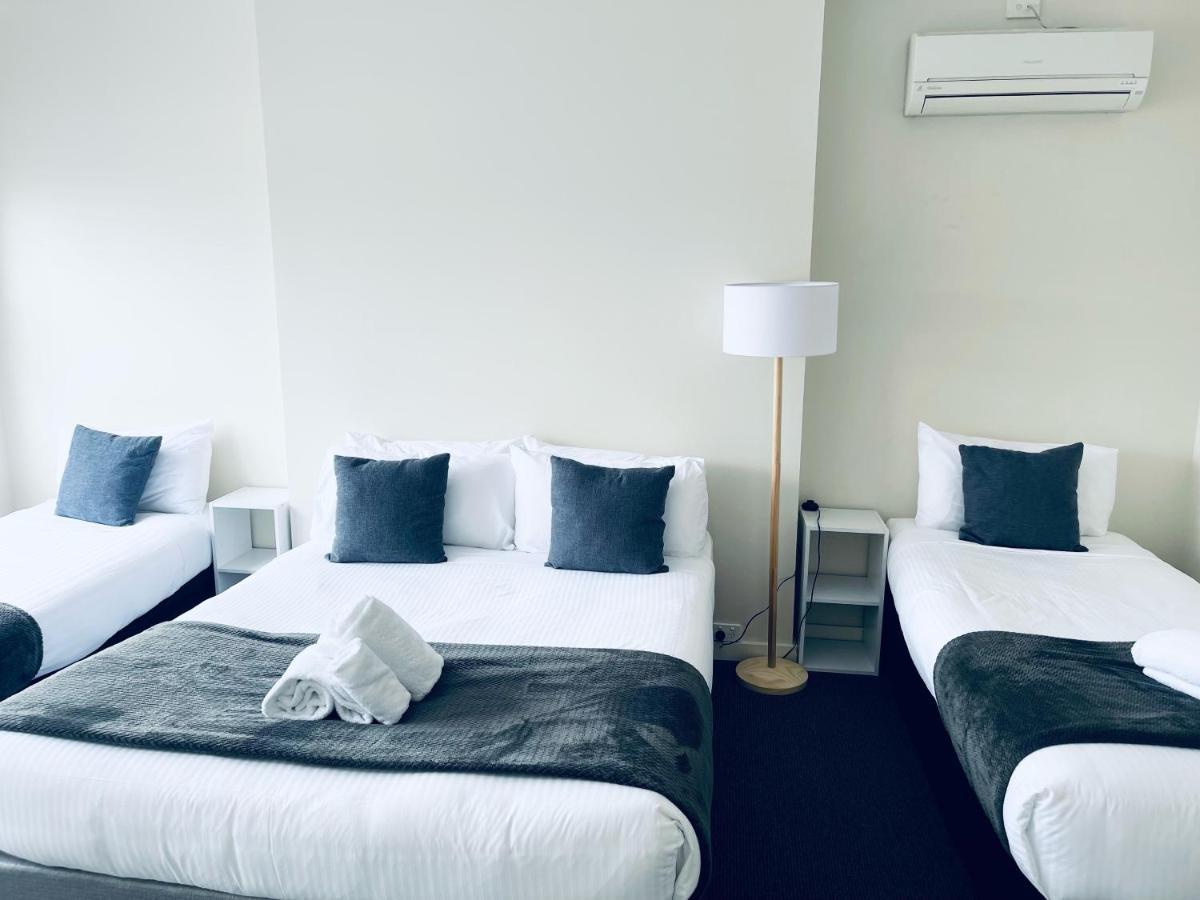 The Astor Hotel Motel Goulburn Zewnętrze zdjęcie